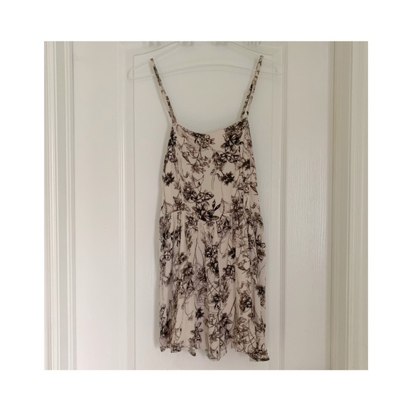 Urban Outfitters floral print romper - Picture 1 of 3